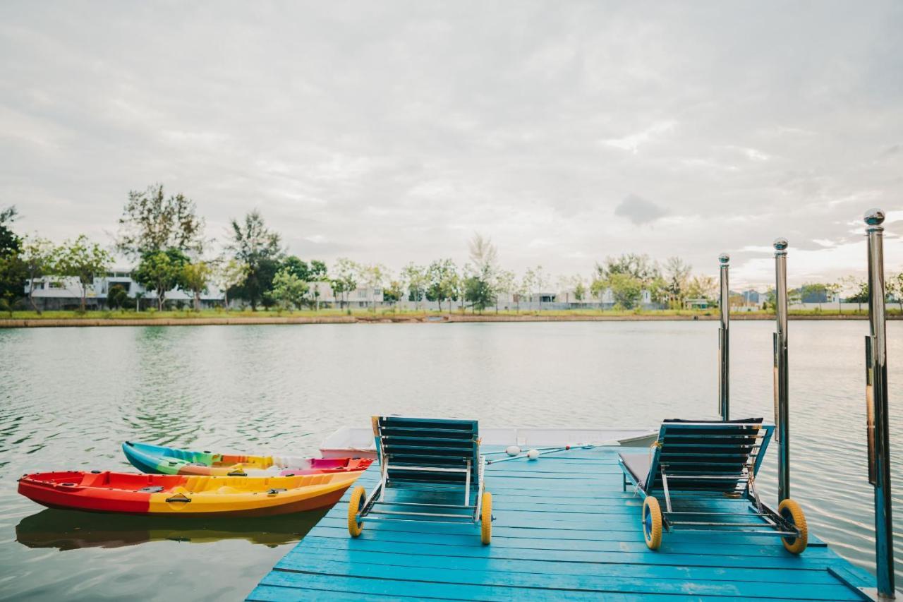Вилла Canoe And Fishing , Free Pickup Batam Экстерьер фото