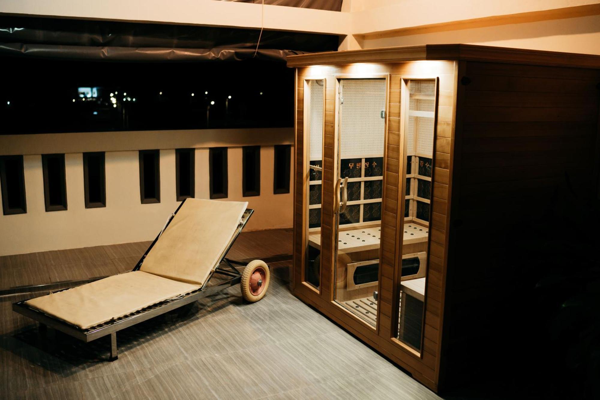 Вилла Canoe And Fishing , Free Pickup Batam Экстерьер фото